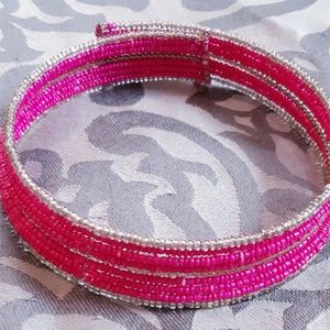 PINK SEED BEAD CHOKER
